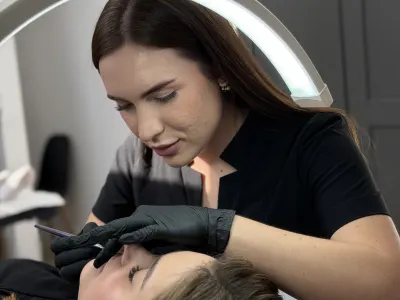 Henna brwi z regulacją